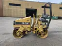 Caterpillar Double Smooth Drum Vibratory Compactor Roller