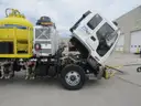 2000 CHEVROLET T7500