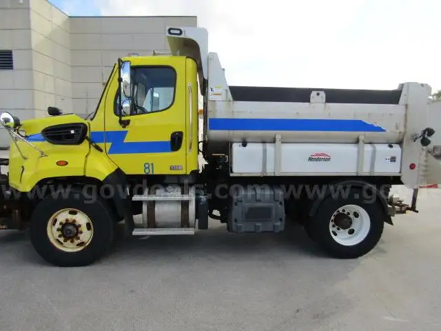 2017 Freightliner 108SD