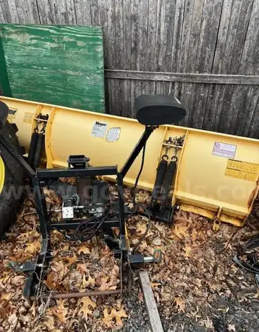 8&#x27; Meyers Snow Plow (Useful parts for sale)