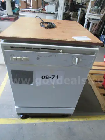 08-71 Dishwasher