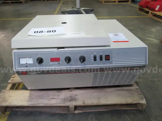 08-80 Centrifuge