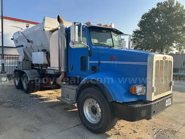 2009 Peterbilt 365 VOLUMETRIC CONCRETE MIXER