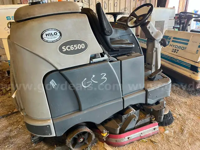 Advance SC6500 Floor Scrubber