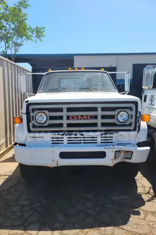 1987 GMC C7D042