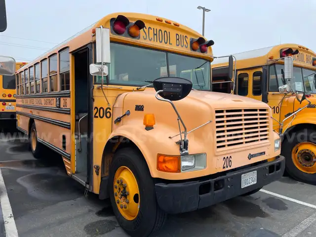 1996 International 3800