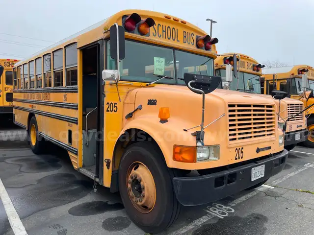 1996 International 3800