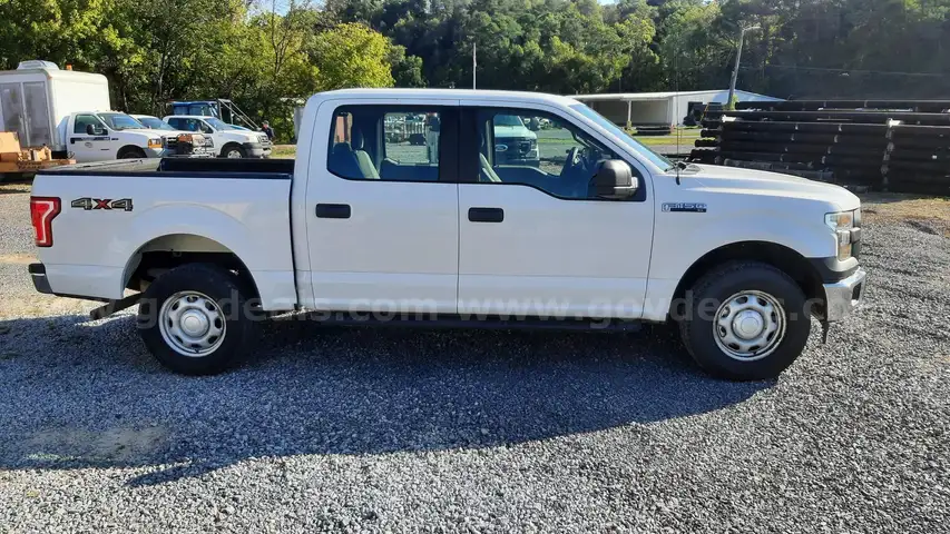 2017 Ford F-150 XL SuperCrew 5.5-ft. Bed 4WD