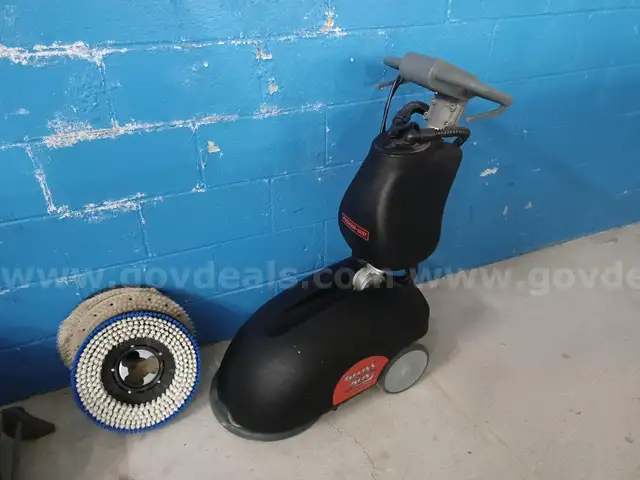 2017 Pullman Holt Scrub Boss 35B 14&#x22; floor scrubber and 3 scrub pads