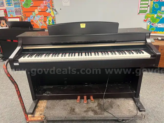 Yamaha Clavinova CLP-340