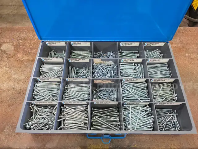 Long Sheet metal Screws