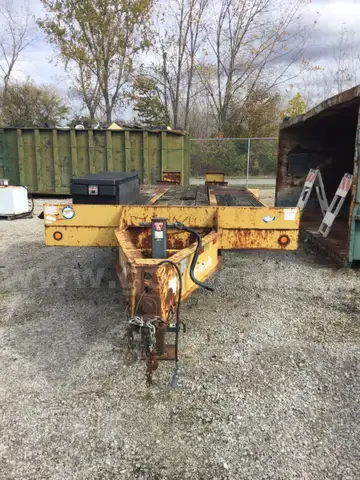 1997 EAGER BEAVER 10 TON UTILITY TRAILER