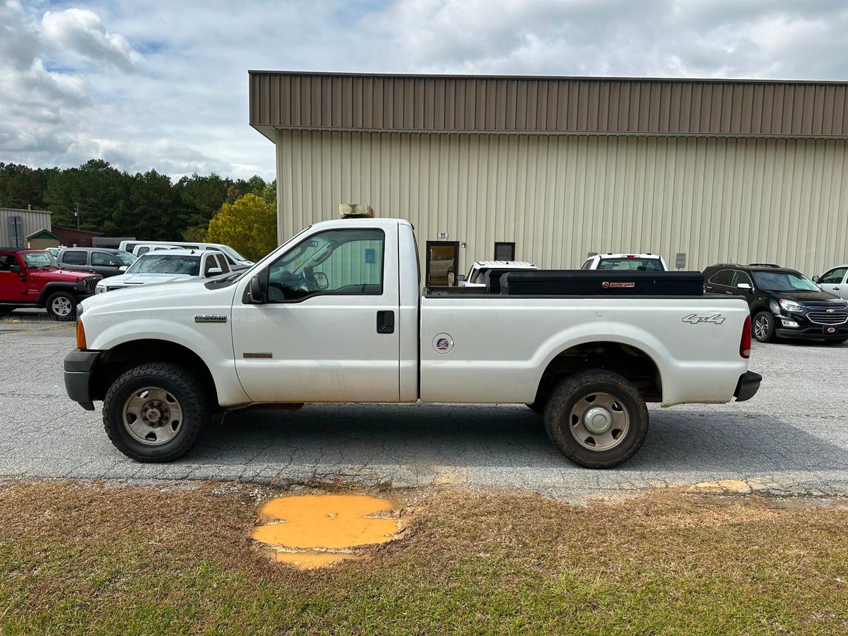 2007 Ford F-250 SD XL 4WD | GovDeals