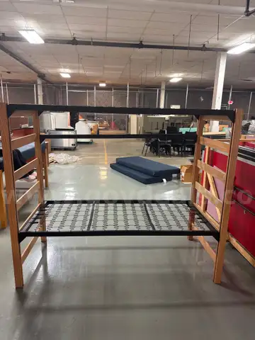 Lot of 18 Twin XL bunk beds with mattresses