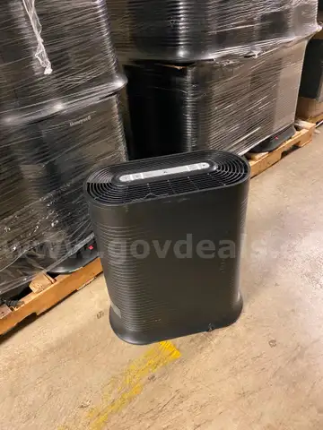Lot of 18 Honeywell Purifiers