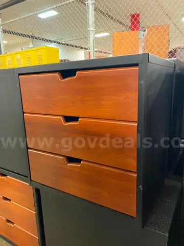 Lot of 50 three drawer dressers