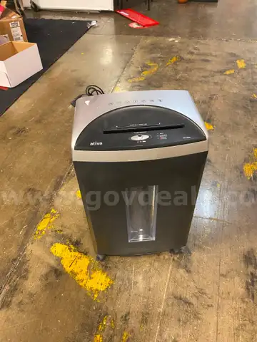 Lot of 1 Ativa Paper Shredder