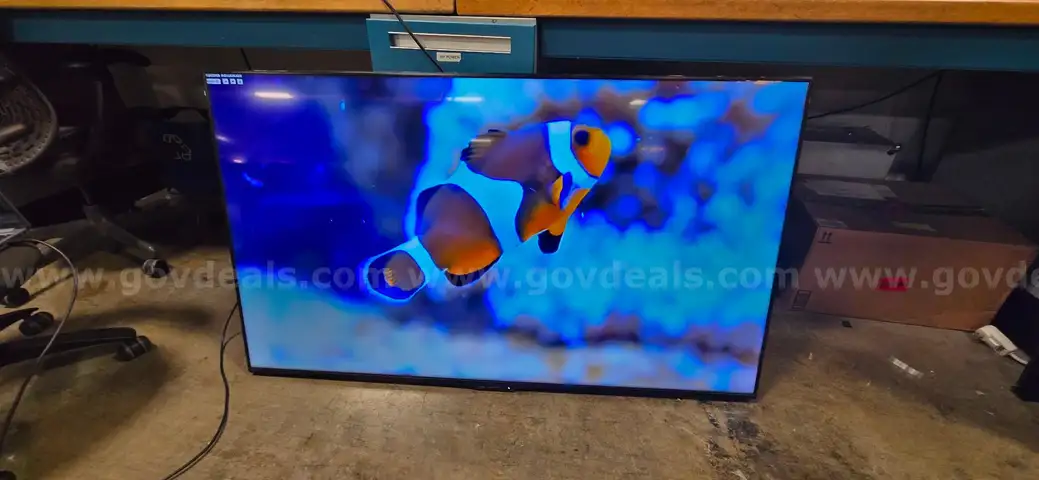 SHARP AQUOS LC-60LE661U TV