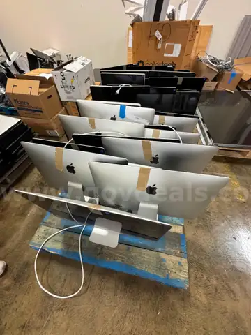 Lot of 15 Assorted iMacs