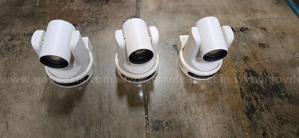 Lot of 3 Panasonic PTZ Optics cameras