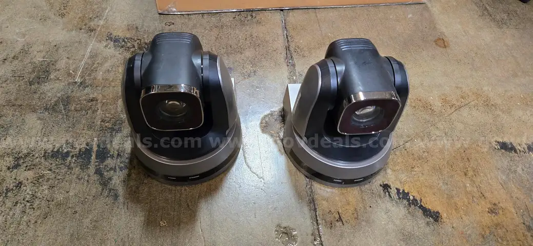 Lot of 2 Lumens VC-G30 cameras