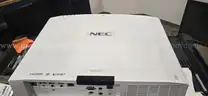 NEC PA653U projector
