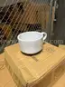 Lot of Approximately 1,000 Elite Global Solutions 7.5 oz Cups with Handle