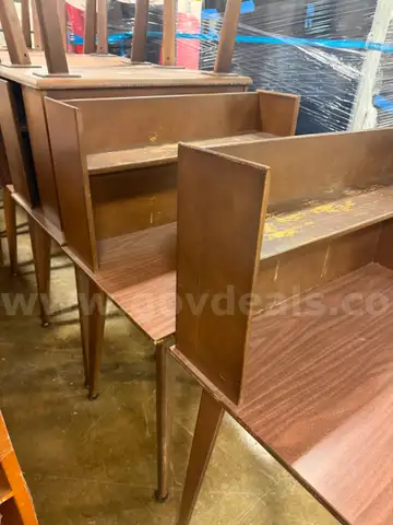 Lot of 4 Privacy Desks