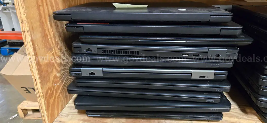Lot of 10 assorted Dell laptops