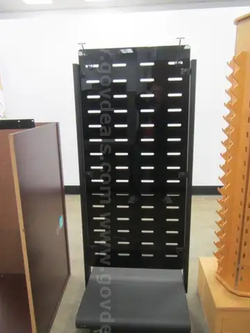 BELT DISPLAY