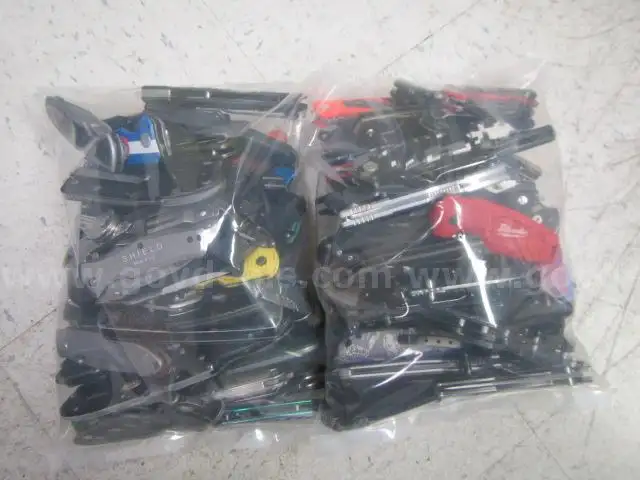 KNIFE LOT