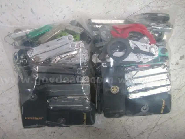 LEATHERMAN LOT