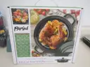 8in. CAST IRON GRILL PAN W/LID