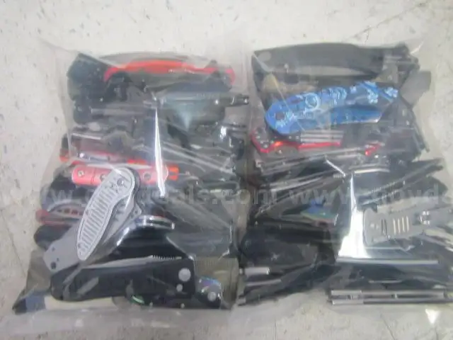 KNIFE LOT