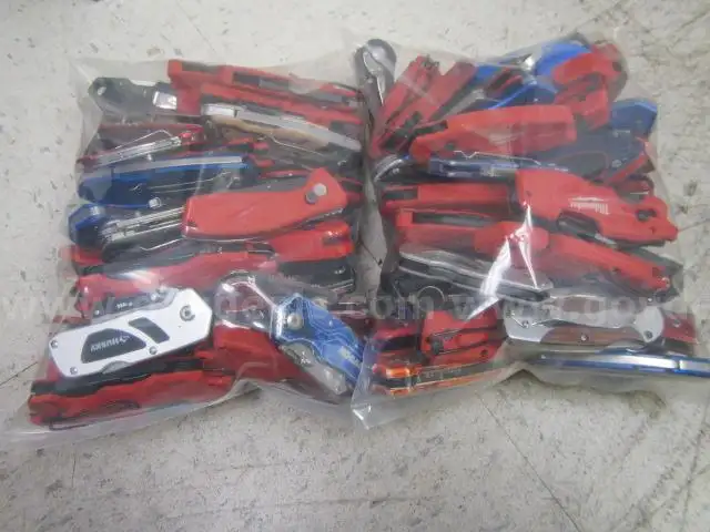 BOX CUTTER LOT