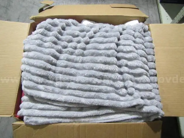LOT OF BLANKETS