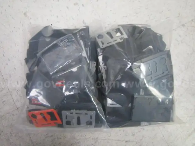 SURVIVAL TOOL LOT