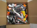 LOT OF RAZOR BLADES