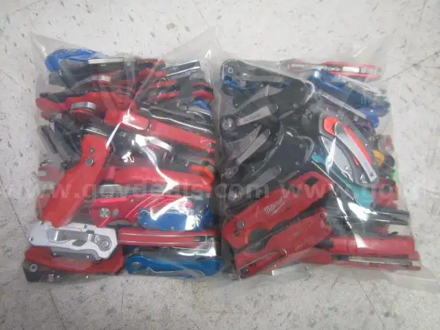 BOX CUTTER LOT