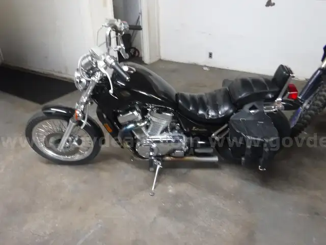 1986 Suzuki VS700