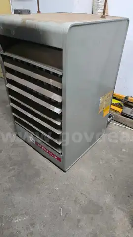NATURAL GAS UNIT HEATERS