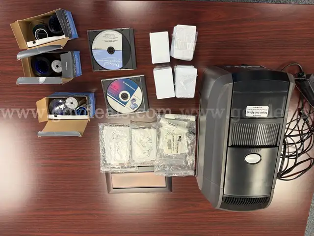 Data Card Printer CD810 + more