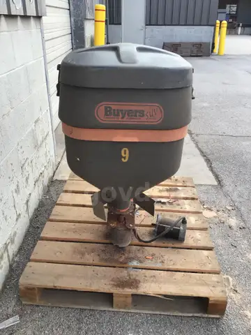 Tailgate Salter (#9)