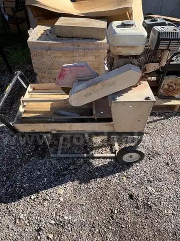 Brick saw needs repairs