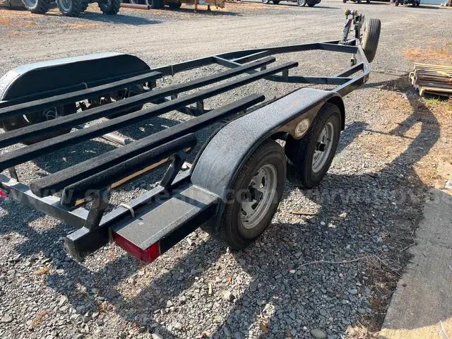 B&#x26;M Boat Trailer for SeaArk MV2072 boat