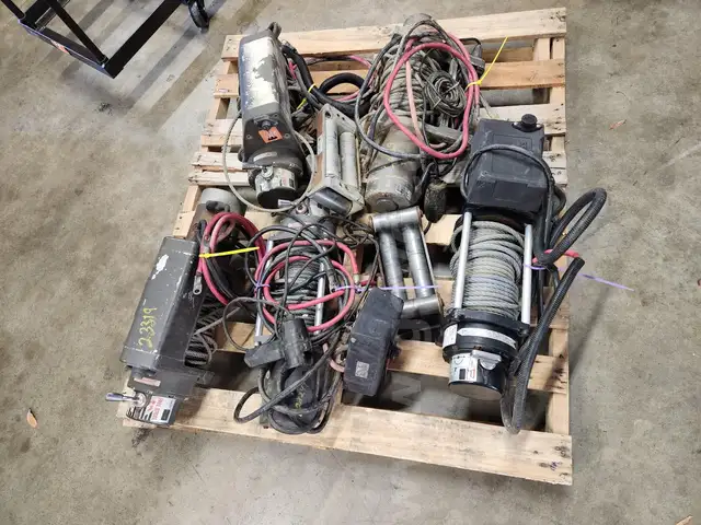 Lot of 5 Winches