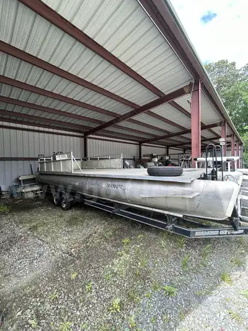 28&#x27; Pontoon Barge (Custom Built) &#x26; Trailer