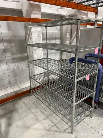 Metal storage rack