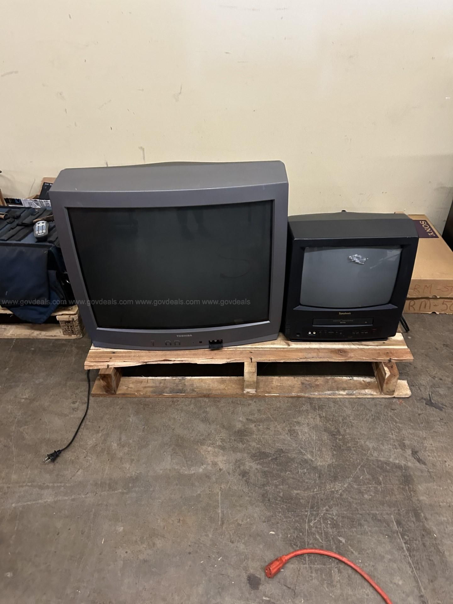 Set of two CRT Televisions. | AllSurplus