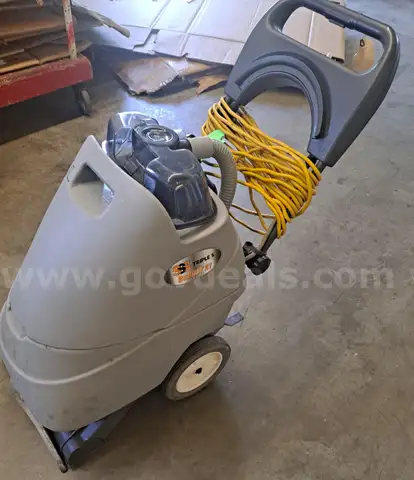 Carpet Extractor